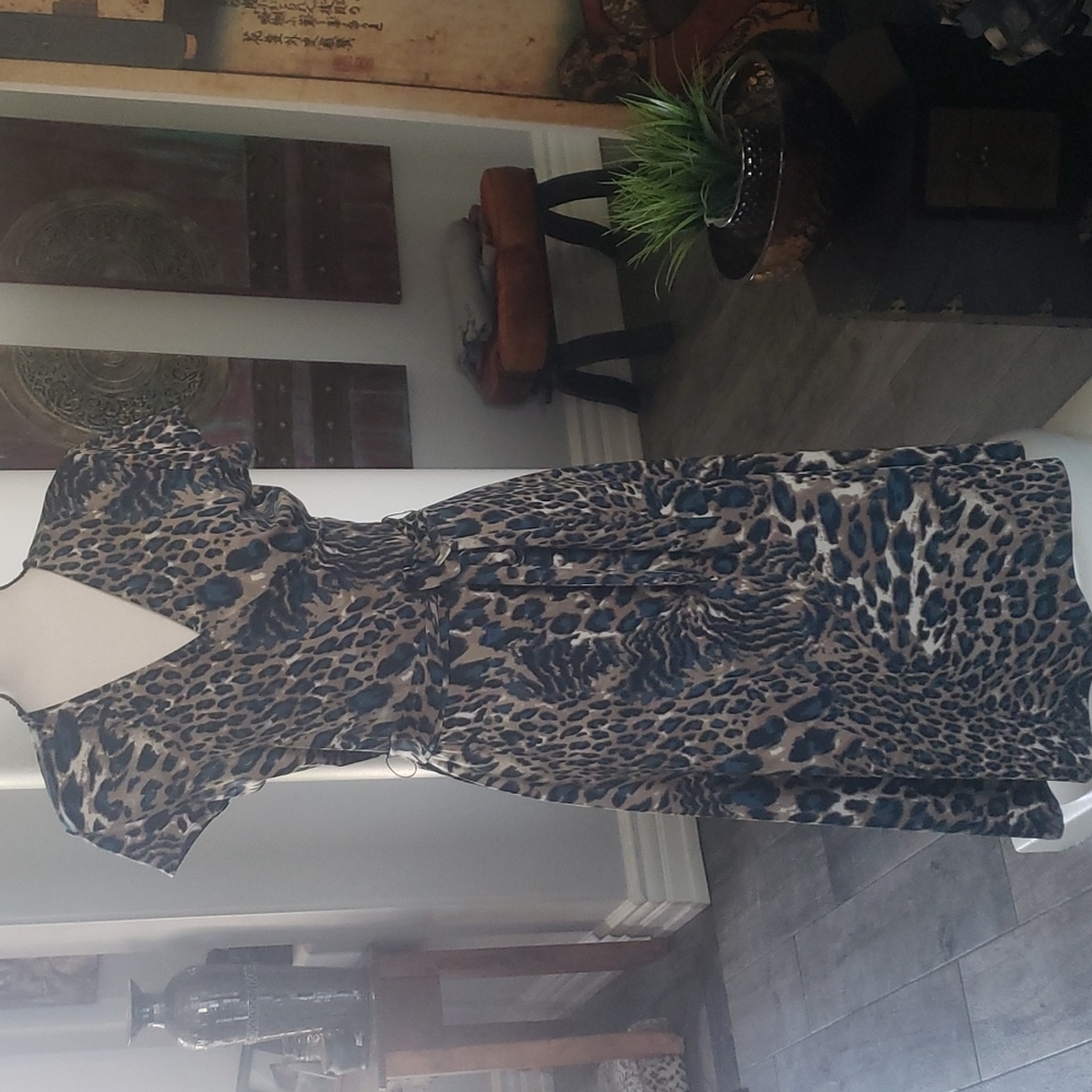 EUC Leota Short Sleeve Animal Print